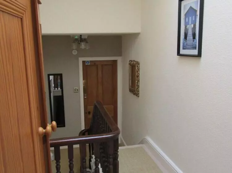 Aamiaismajoitus (B&B) Harringtons At 14