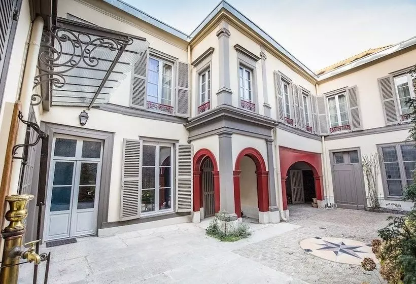 Aamiaismajoitus (B&B) La Cour Pavée