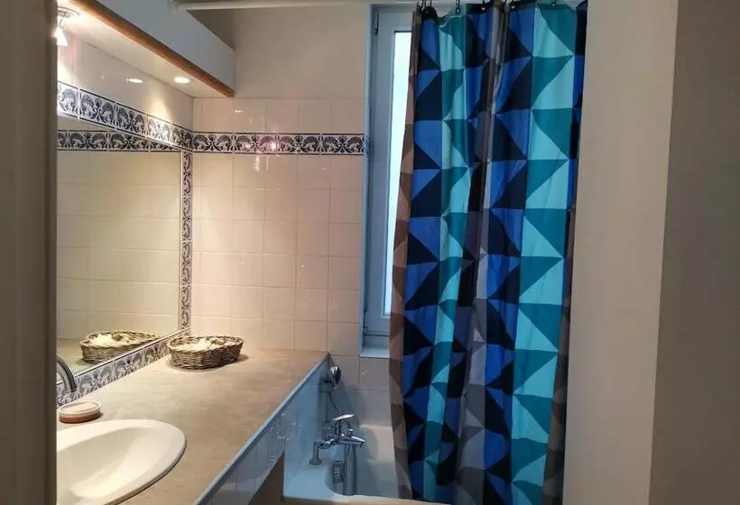 Cassis Hostel Les Heures Claires