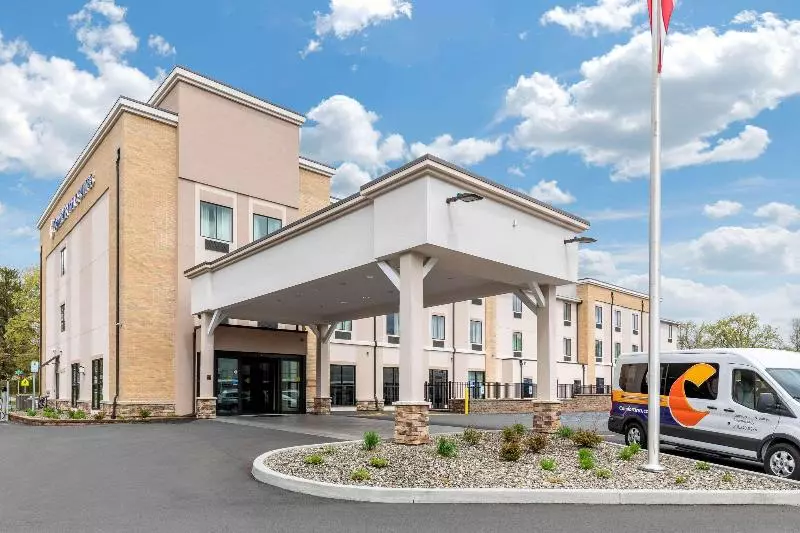 Comfort Inn & Suites Schenectady Scotia