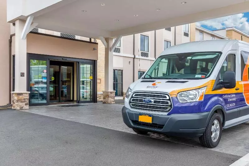 Comfort Inn & Suites Schenectady Scotia