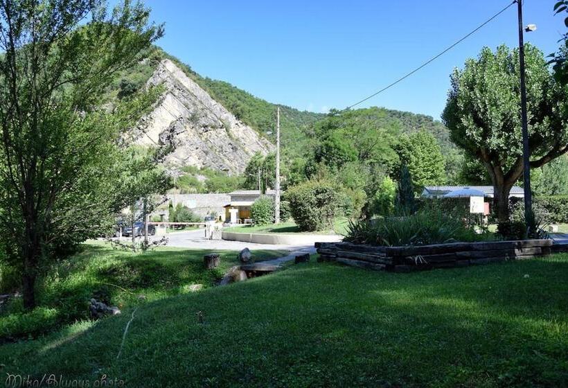 Отель Camping Du Bourg