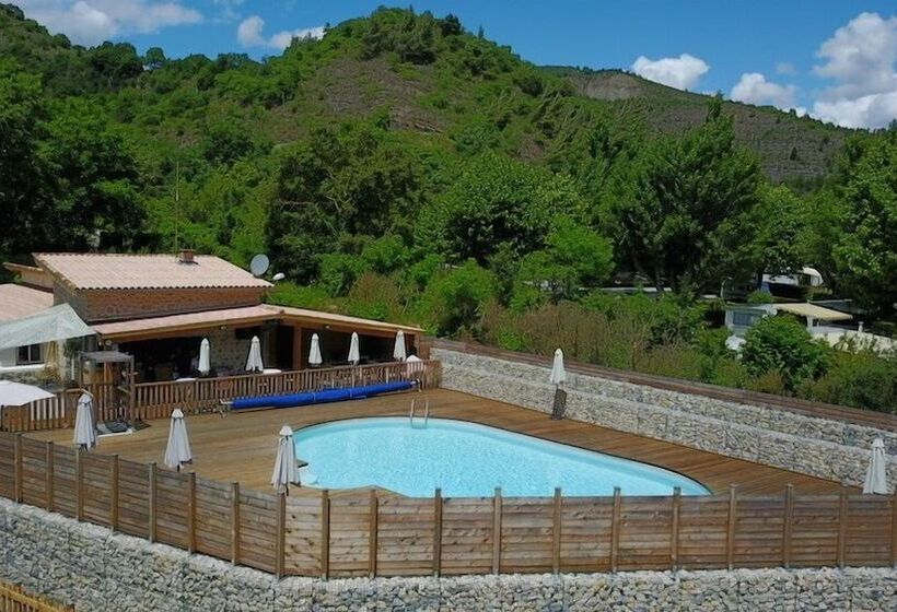 Отель Camping Du Bourg