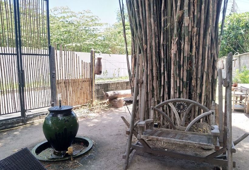 Szálloda Kittapond Resort