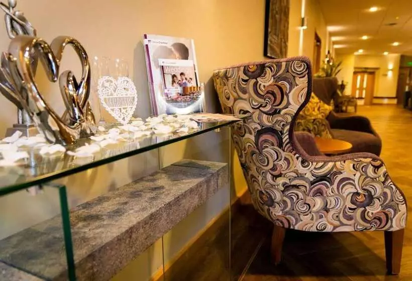 Hotelli Mitchell Hall