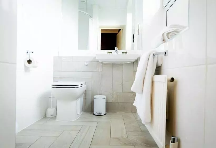 Hotelli Mitchell Hall