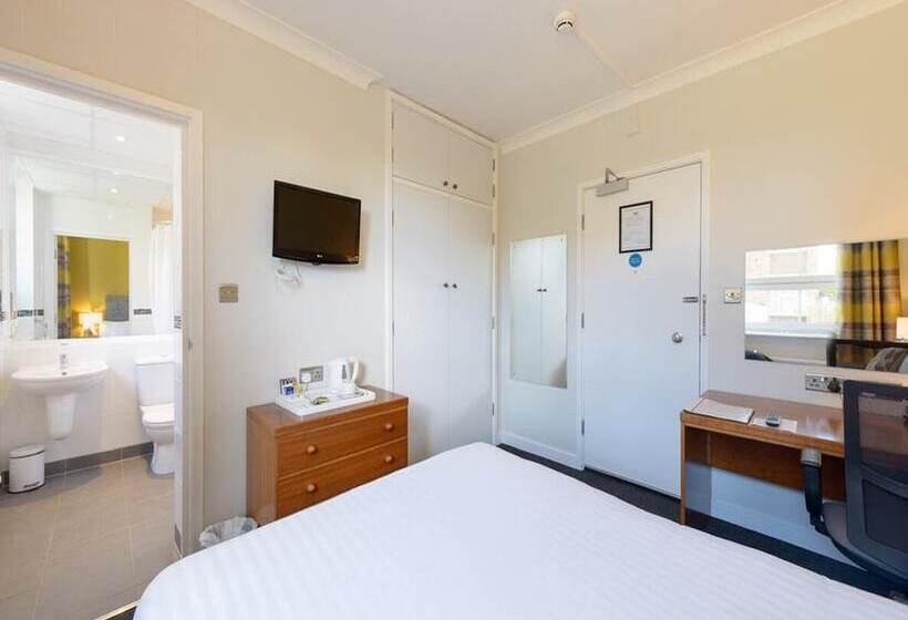 בית מלון כפרי Mitchell Hall