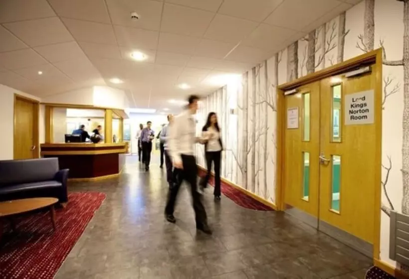 Hotelli Mitchell Hall