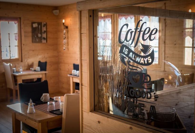 בית מלון כפרי Montana Chalet Hôtel Spa