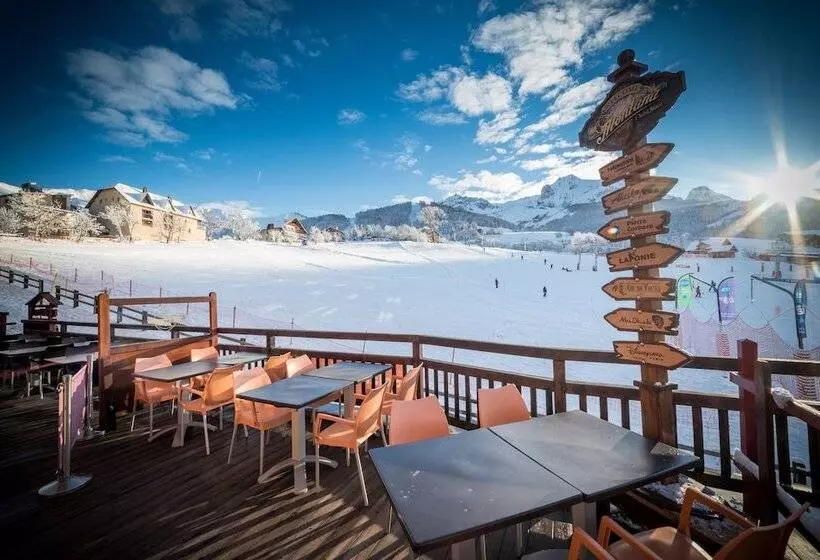 هتل Montana Chalet Hôtel Spa