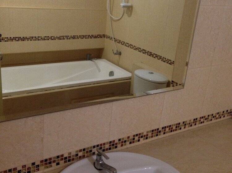 בית מלון כפרי Supatara Place 2