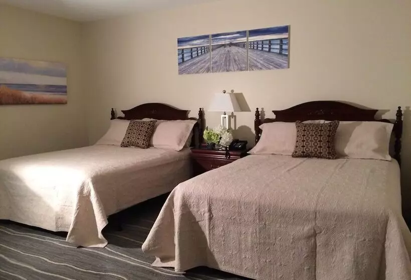 Hotelli The Crown And Anchor Inn