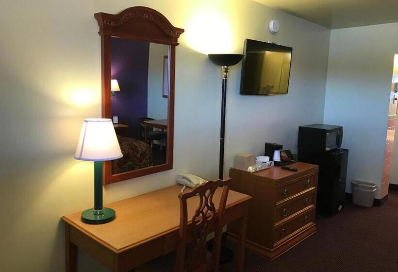 汽车旅馆  Shamrock Country Inn