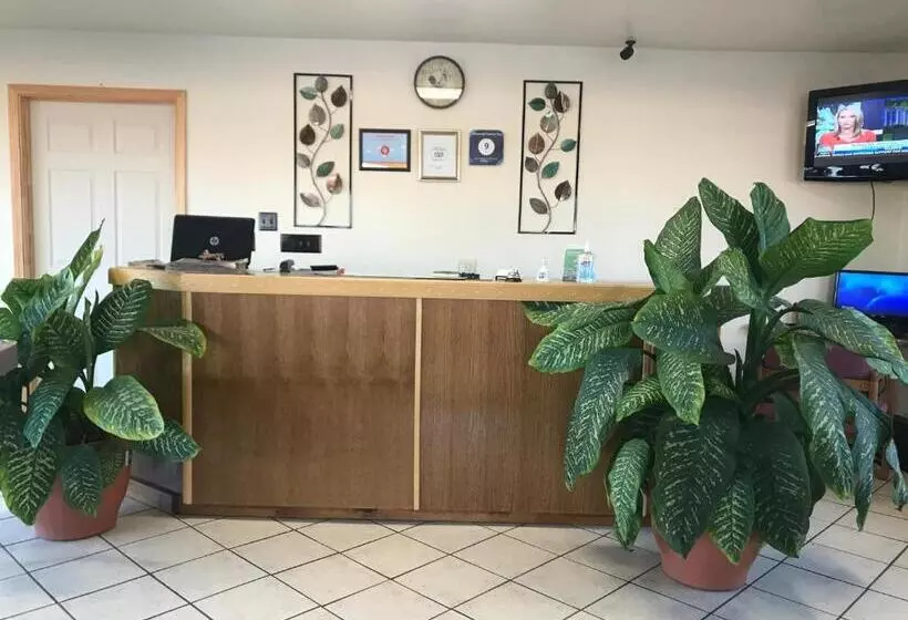 Motelli Shamrock Country Inn