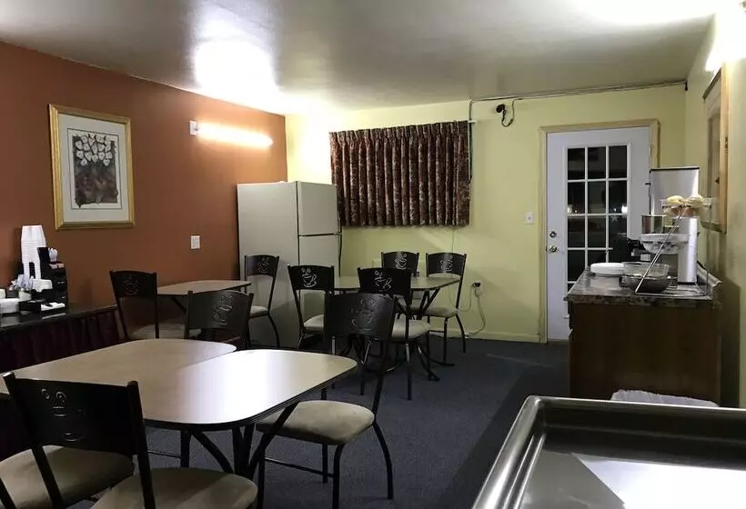 Motelli Shamrock Country Inn