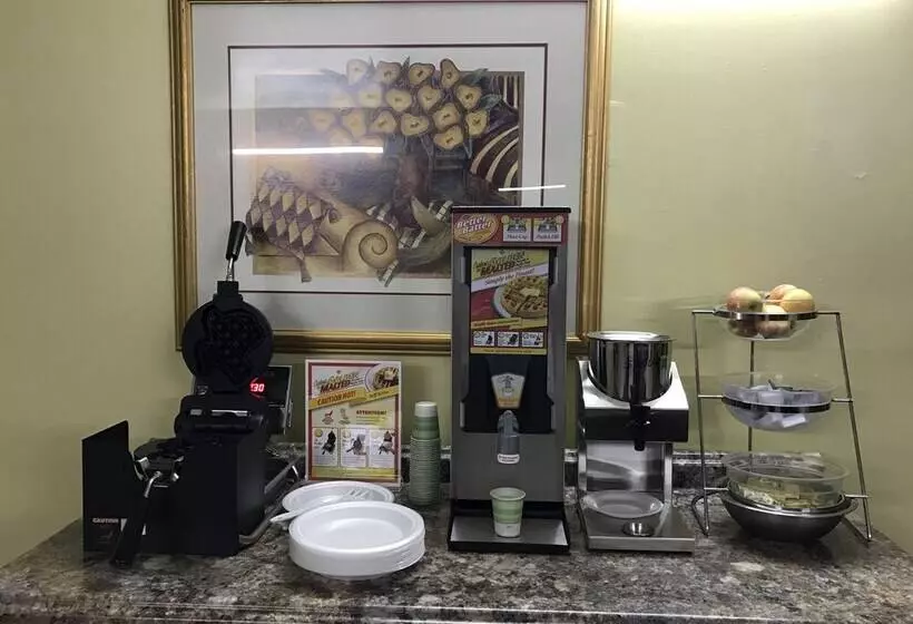 Motelli Shamrock Country Inn