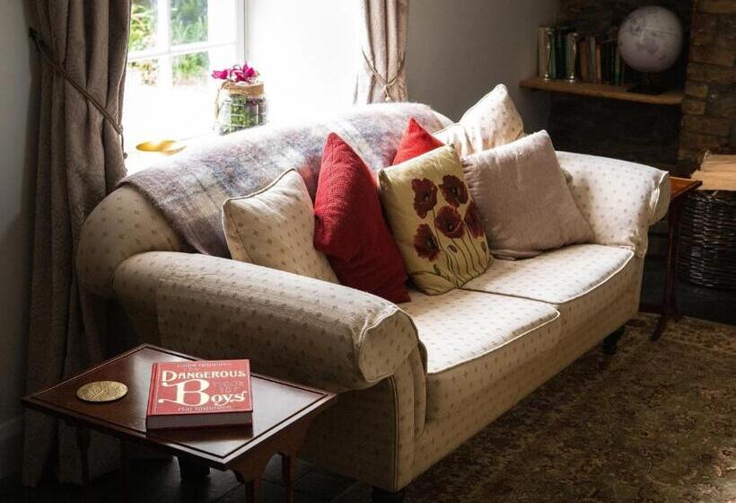 Pengelly Farmhouse B&b