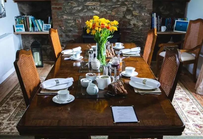 Pengelly Farmhouse B&b