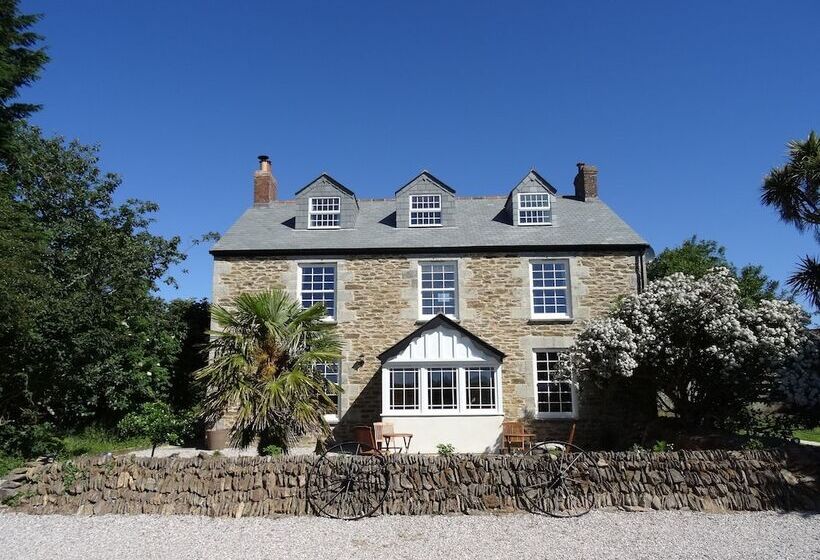 Pengelly Farmhouse B&b