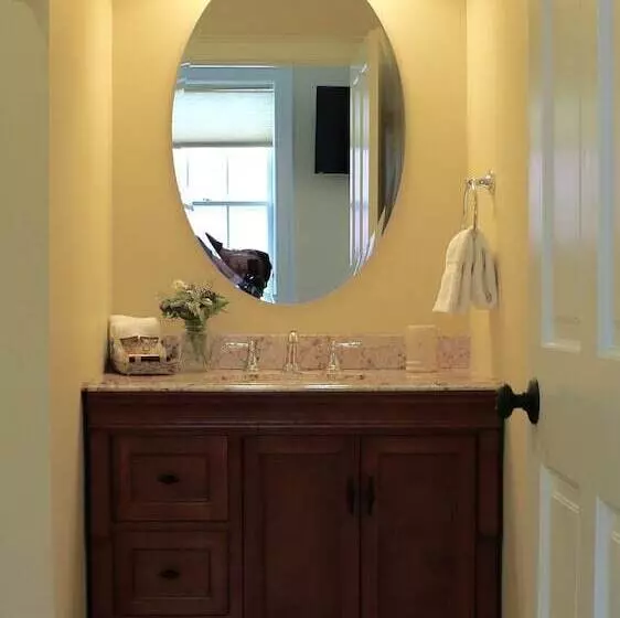 Majatalo Butler House