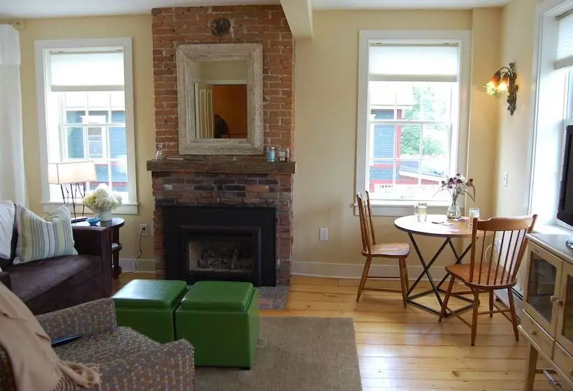 Majatalo Butler House