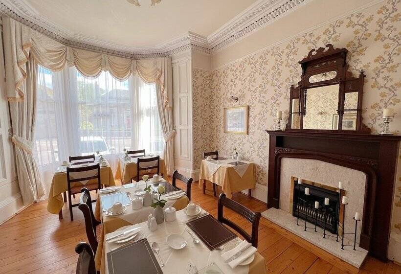 پانسیون Gladstone House