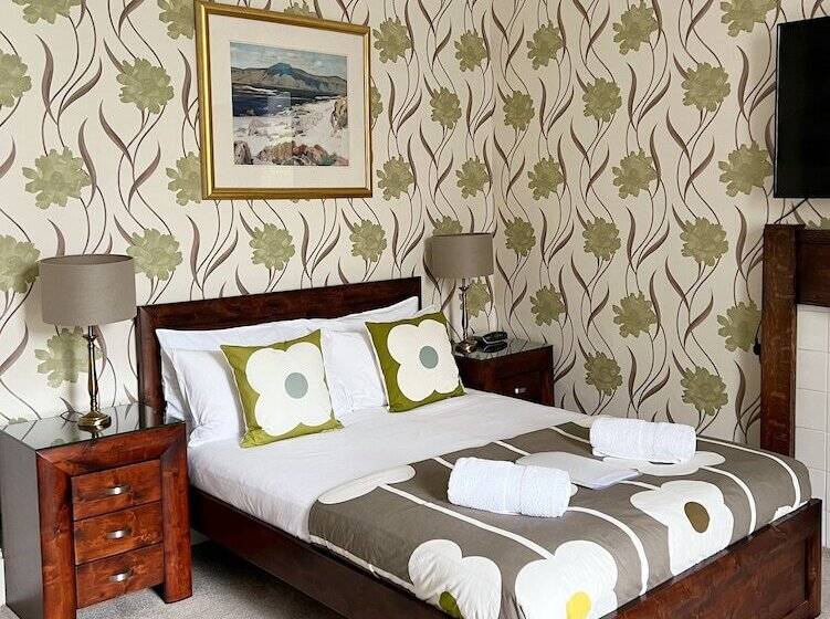 پانسیون Gladstone House