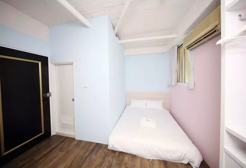 پانسیون Urban Pier2