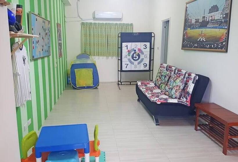 تختخواب و صبحانه Sports Home