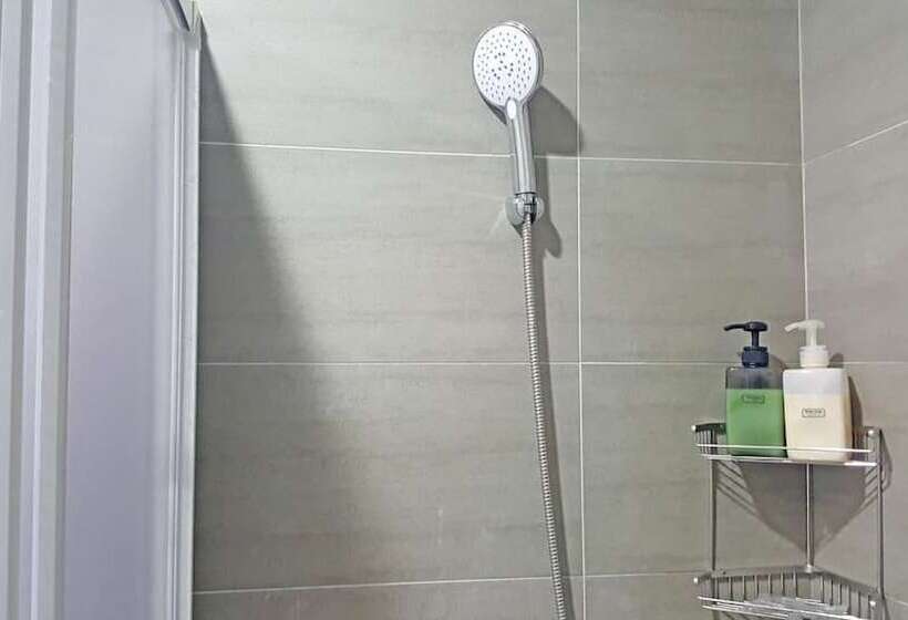 تختخواب و صبحانه Sports Home