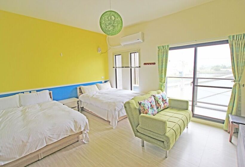 تختخواب و صبحانه Sports Home