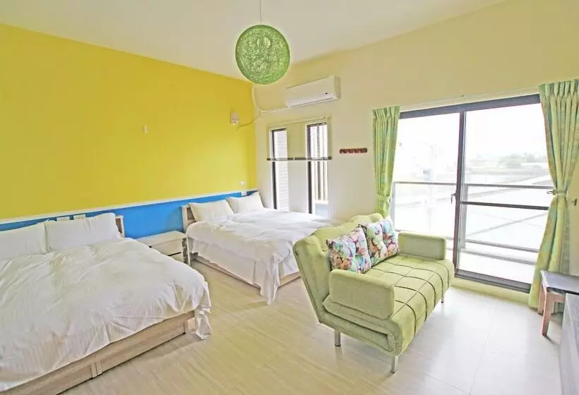 تختخواب و صبحانه Sports Home
