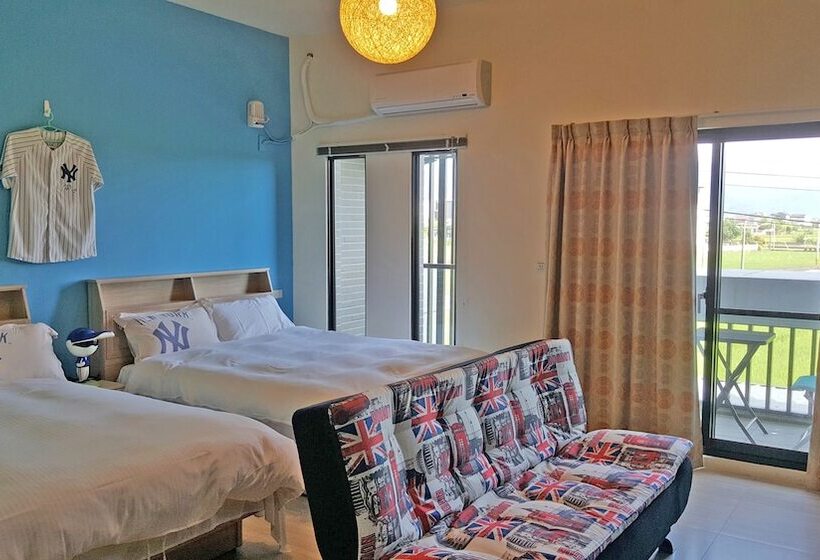 تختخواب و صبحانه Sports Home