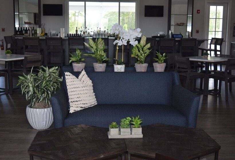 The Club At New Seabury