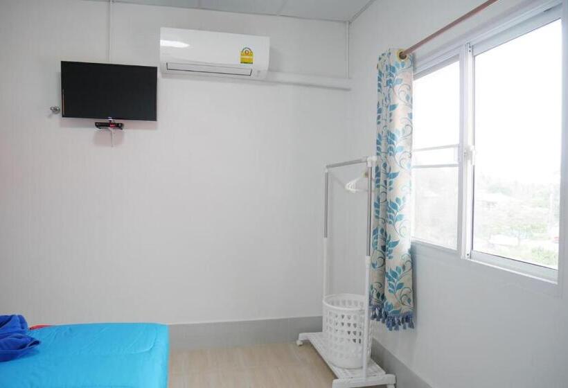 هاستل Nawee Guesthouse Sairee