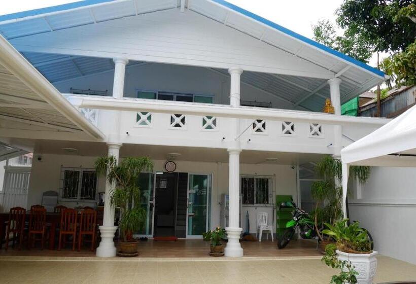 هاستل Nawee Guesthouse Sairee