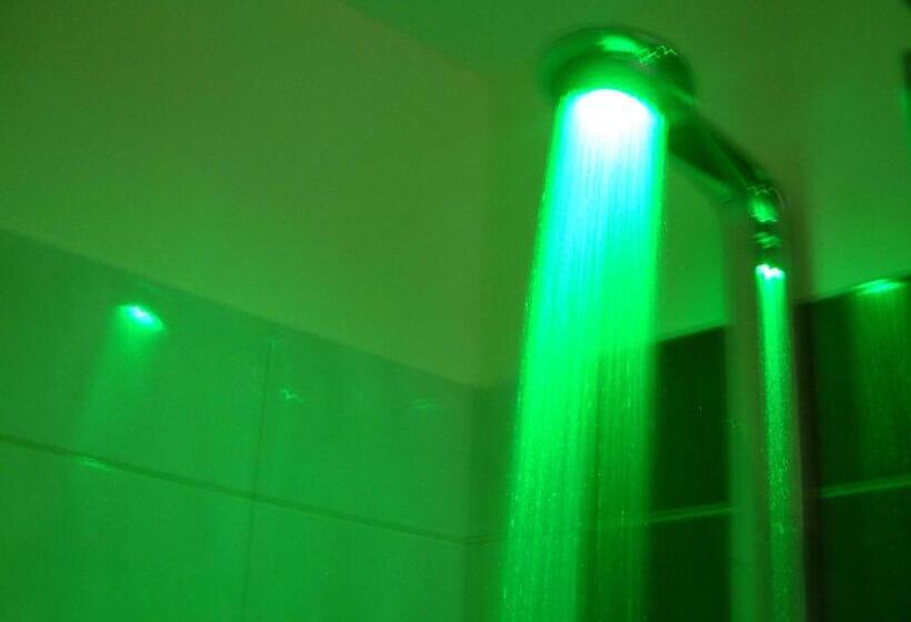 تختخواب و صبحانه Chambres D Hotes  Le Calme