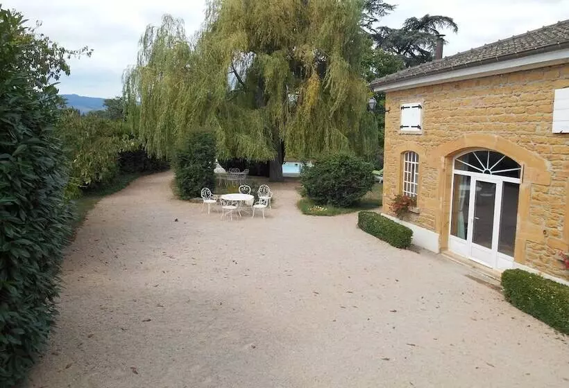 ベッドアンドブレックファースト Chambres D Hotes  Le Calme