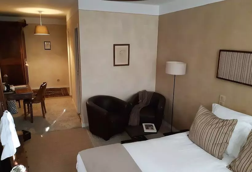 ベッドアンドブレックファースト Maison De Marquay