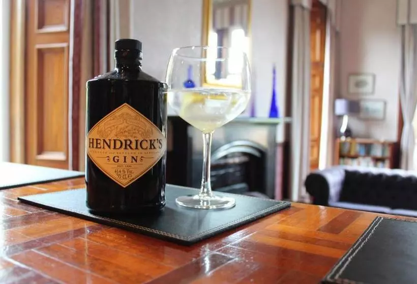 Aamiaismajoitus (B&B) Rowallan Guest House