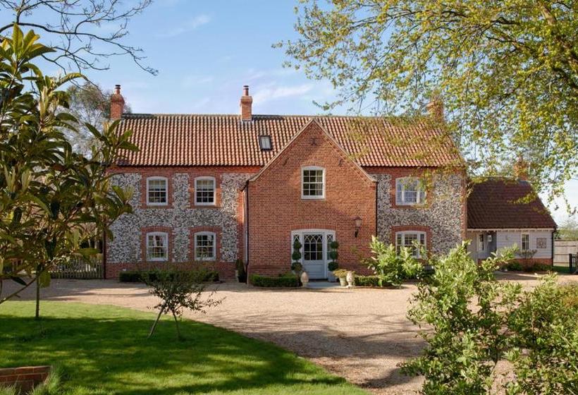 تختخواب و صبحانه The Lofts At Mill House Farm