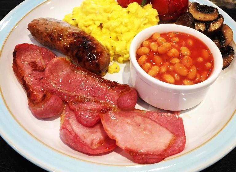 تختخواب و صبحانه The Lofts At Mill House Farm