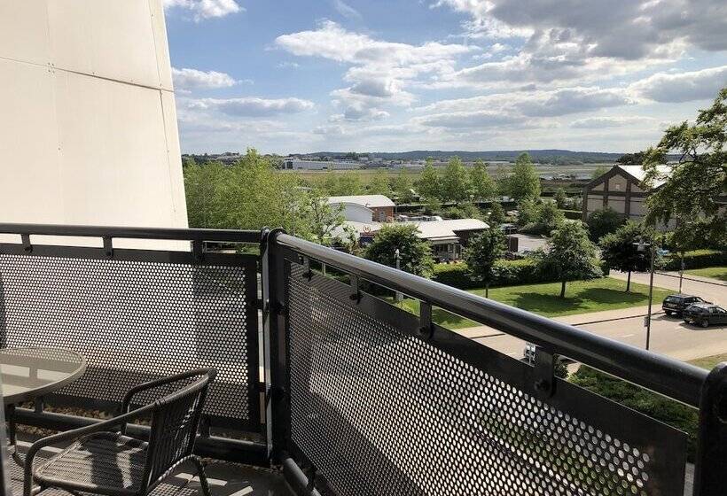 Blue Sky At Wallis Square