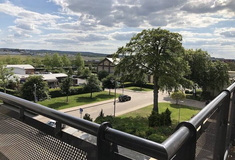 Blue Sky At Wallis Square