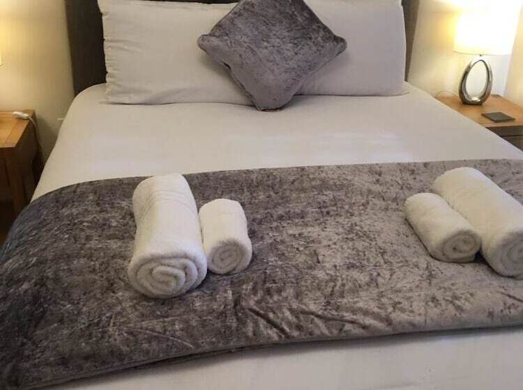 Blue Sky At Wallis Square