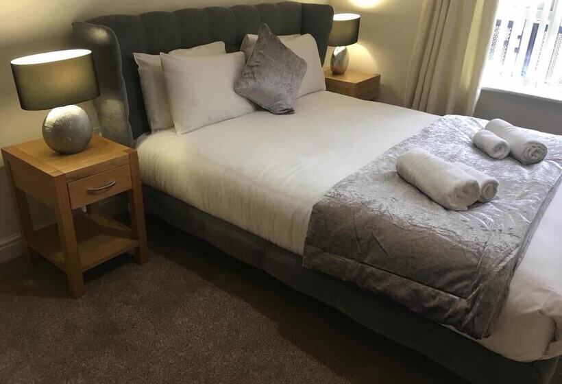 Blue Sky At Wallis Square