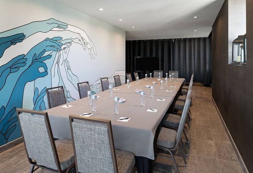 Ac Hotel By Marriott Beverly Hills