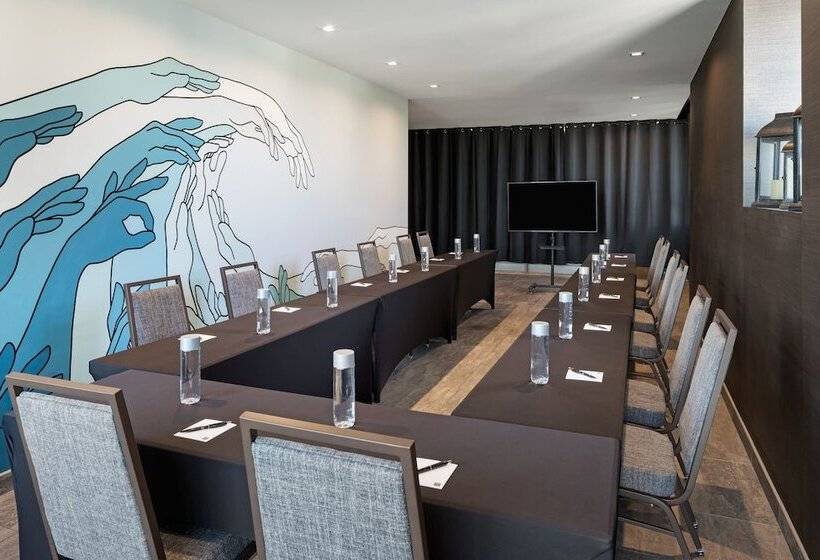 Ac Hotel By Marriott Beverly Hills