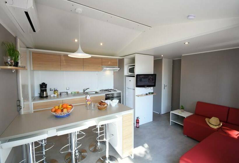 فندق Camping & Spa Cap Soleil