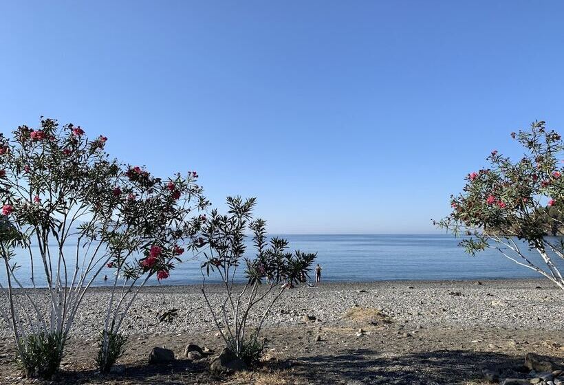 فندق Layla Gocek Adults Only